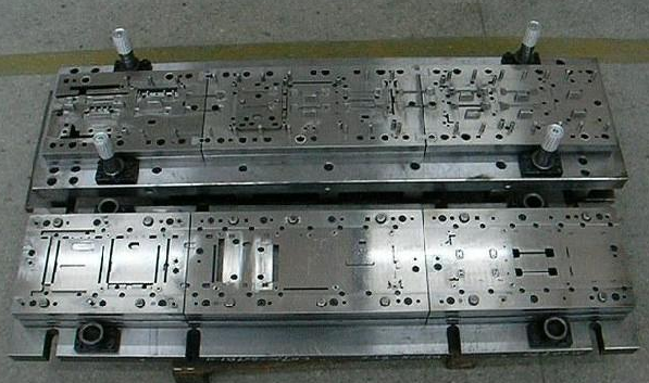 五金沖壓模具kc103